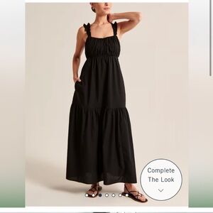 NWOT Abercrombie black bow back poplin maxi dress 
Medium tall